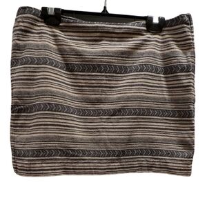 Gap 100% Cotton Mini Skirt With Large Zip Closure. Tribal Print.